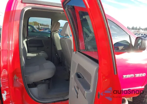 2006 Dodge Ram 1500 Slt/Trx4 Off Road/Sport from USA, damaged, VIN 1D7HU18286S696953